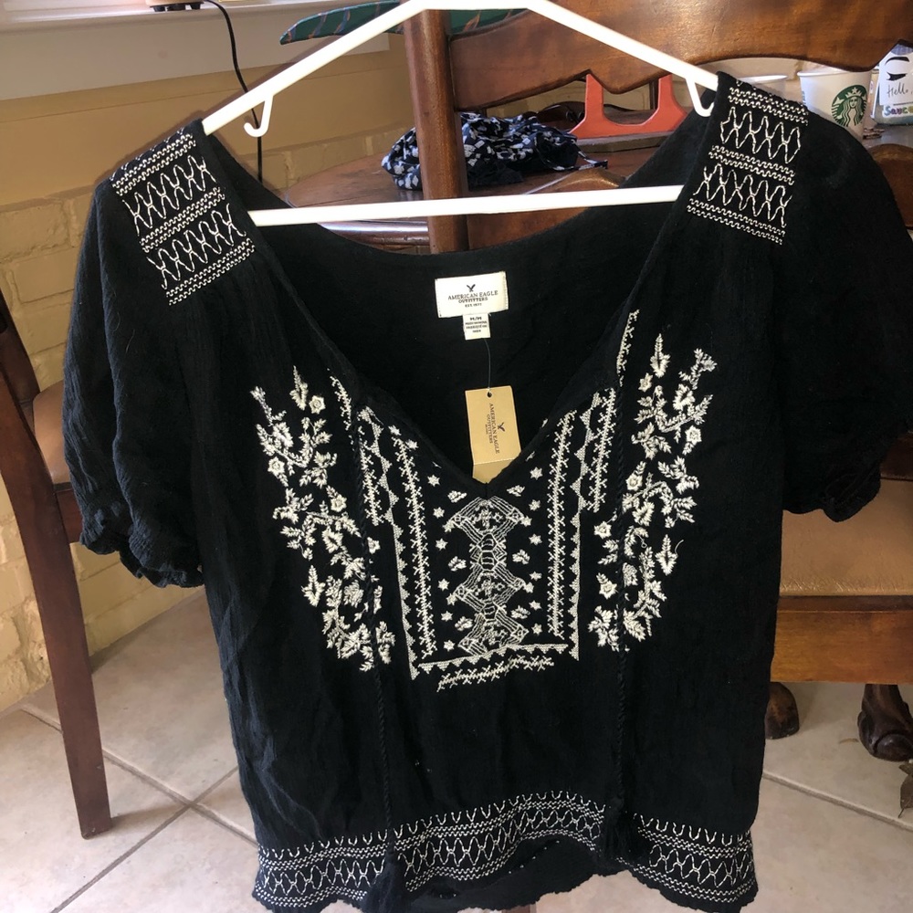 American eagle v neck shirt